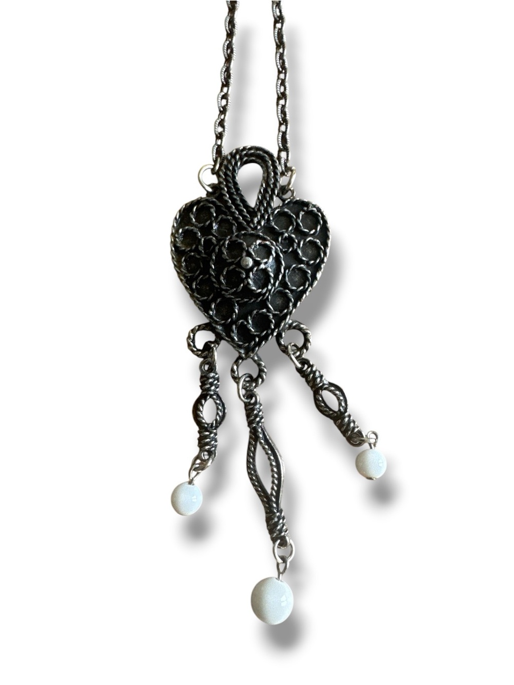 VINTAGE Silver Filigree Heart Pendant Dangle Necklace White Bead Tassel